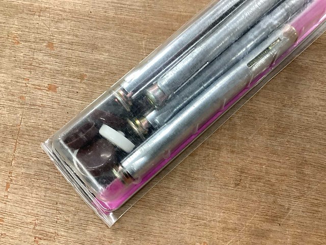 Sam kozijnplug 10 x 92, 4 pack (32x) - afbeelding 2 van  4