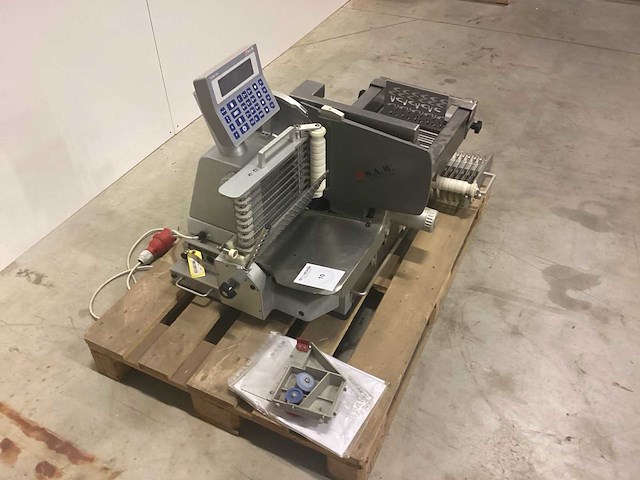 S.a.m kuchler 310f automatische snijmachine - afbeelding 4 van  7