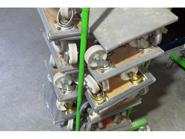 Samengesteld lot 1213-1218 - afbeelding 2 van  4