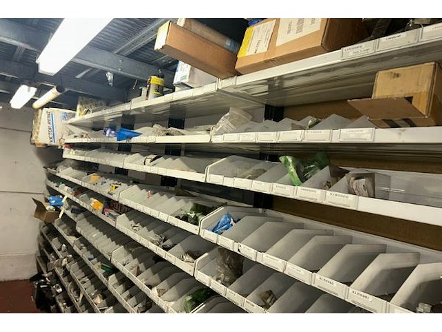 Samengesteld lot 209 tem 211 - afbeelding 3 van  4