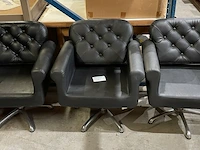 Samengesteld lot 401-403: 3 kapperstoelen