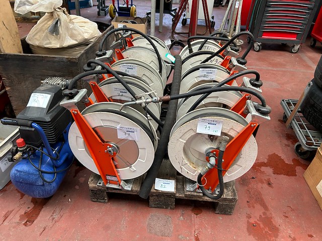 Samengesteld lot 77 tem 81 - afbeelding 1 van  5