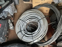 Samengesteld lot 801 met inhoud - afbeelding 5 van  8