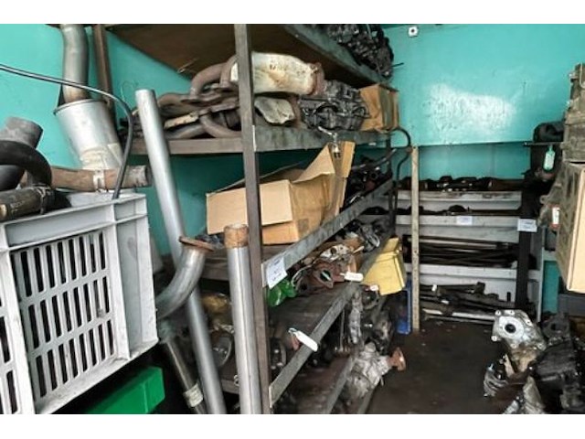 Samengesteld lot 802 met inhoud, auto onderdelen - afbeelding 6 van  7