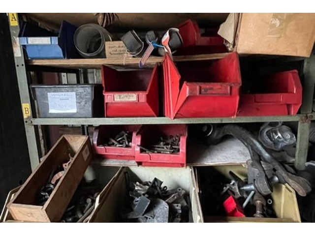 Samengesteld lot 803 met inhoud, auto onderdelen - afbeelding 4 van  6