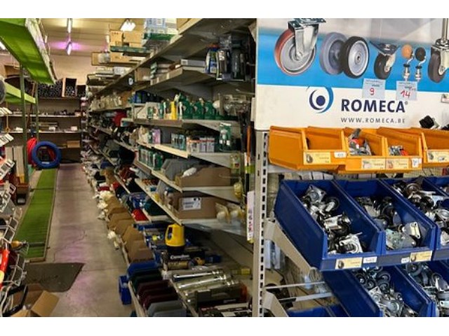 Samengesteld lot 9 tem 13: 11 winkelrekken - afbeelding 2 van  7