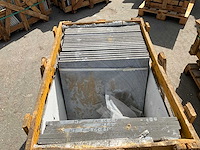 Samples natuursteen tuintegels ca. 9m2 - afbeelding 3 van  4