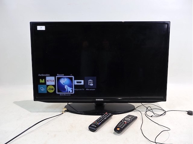 Samsung 32 inch tv - afbeelding 1 van  4