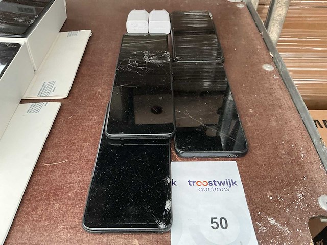 Samsung a03 beschadigde smartphone (5x) - afbeelding 1 van  2