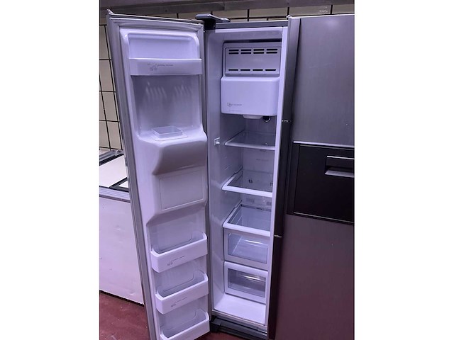 Samsung amerikaans model koelkast - afbeelding 3 van  5