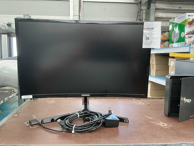 Samsung c24f396fh monitor 24” - afbeelding 1 van  3