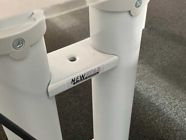 Samsung lh32dce display op mobiele standaard - afbeelding 7 van  7