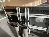 Samsung lh32dce display op mobiele standaard - afbeelding 4 van  7