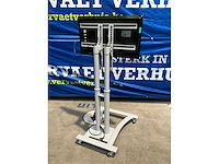 Samsung lh32dce display op mobiele standaard - afbeelding 4 van  7