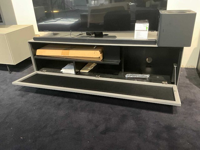 Samsung qe55qn93fat televisie - afbeelding 2 van  10