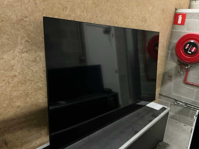 Samsung qe85q60tas monitor - afbeelding 1 van  6