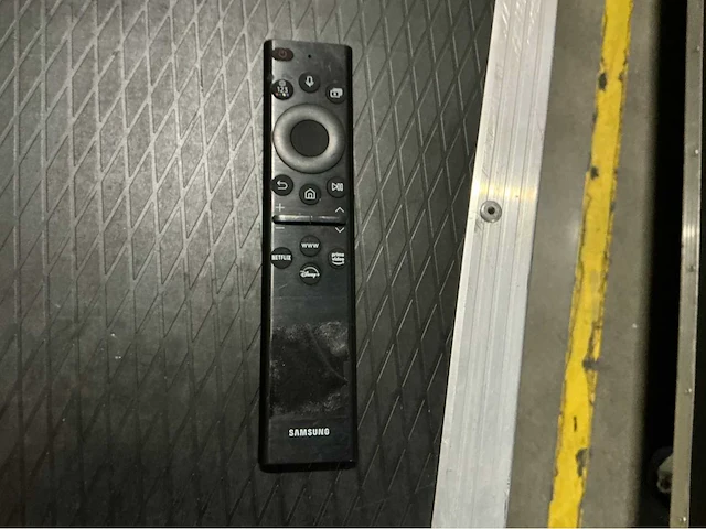 Samsung qe85q60tas monitor - afbeelding 4 van  6