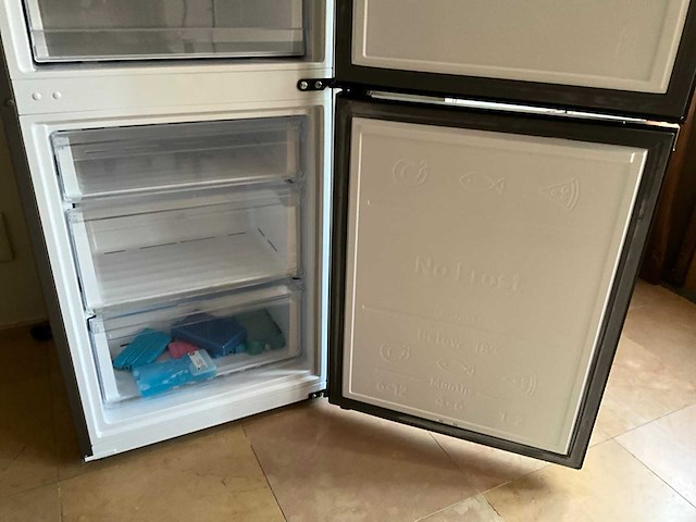 Samsung rb36t605cb1 koelkast - afbeelding 6 van  8