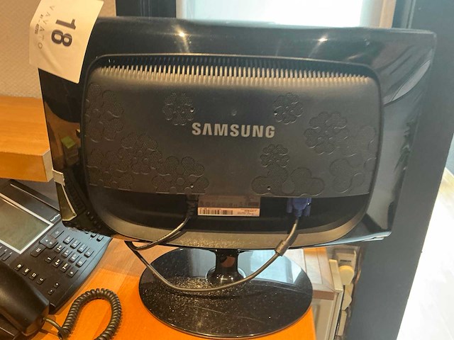 Samsung syncmaster2033sw beeldscherm - afbeelding 4 van  5