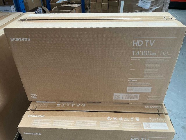 Samsung t4300 crystal uhd televisie (7x) - afbeelding 2 van  3