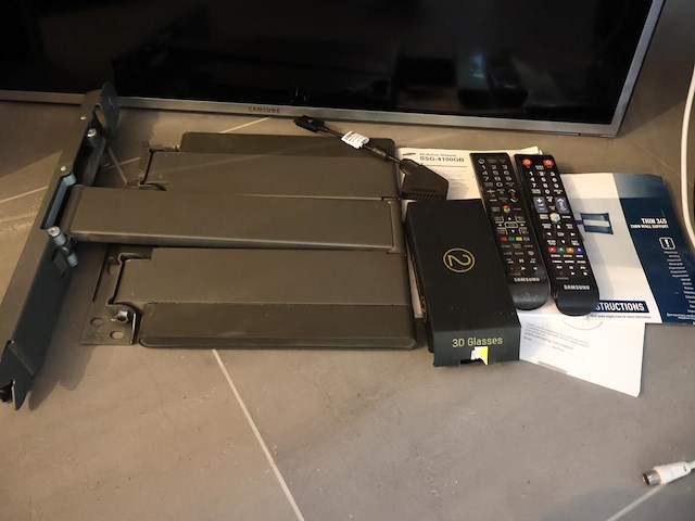Samsung tv 40 inch - afbeelding 3 van  4