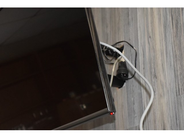 Samsung tv zonder beugel - afbeelding 3 van  3