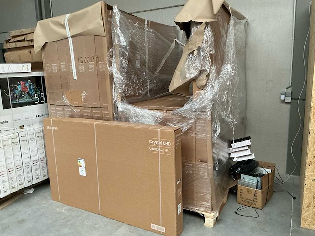 Samsung u8000f crystal uhd televisie - afbeelding 4 van  4