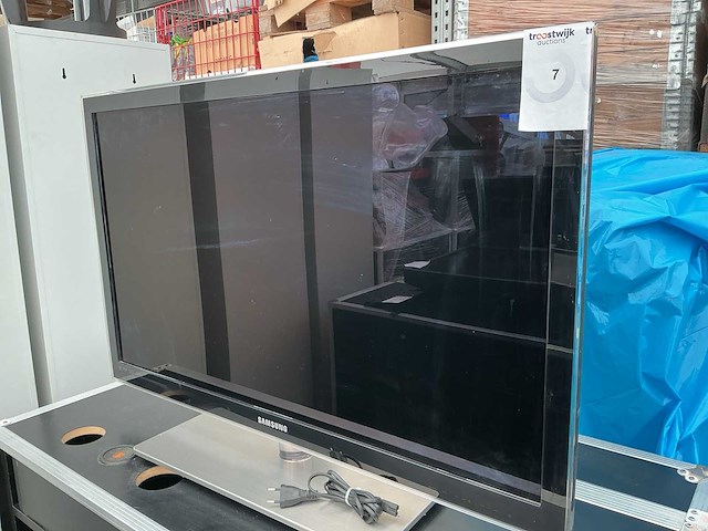 Samsung ue 40c6000rwxxn ue 40c600 led televisie full hd 40” - afbeelding 1 van  2