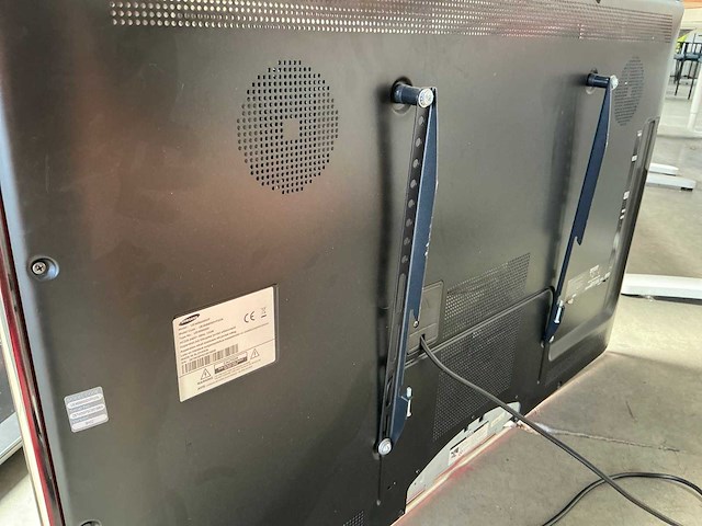 Samsung ue46b6000 46” televisie - afbeelding 3 van  4