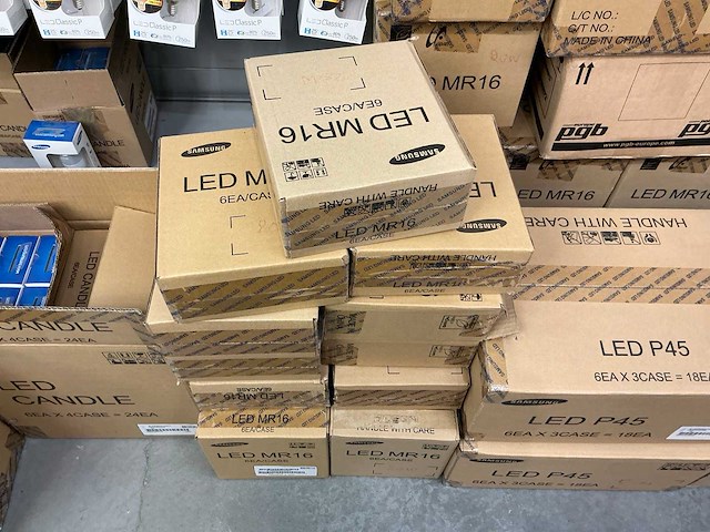 Samsung/ecoled/sylvania/prolight grote partij lampen - afbeelding 15 van  15