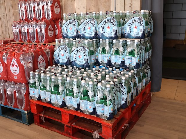 San pellegrino 6x1l (plm 56) - afbeelding 1 van  4