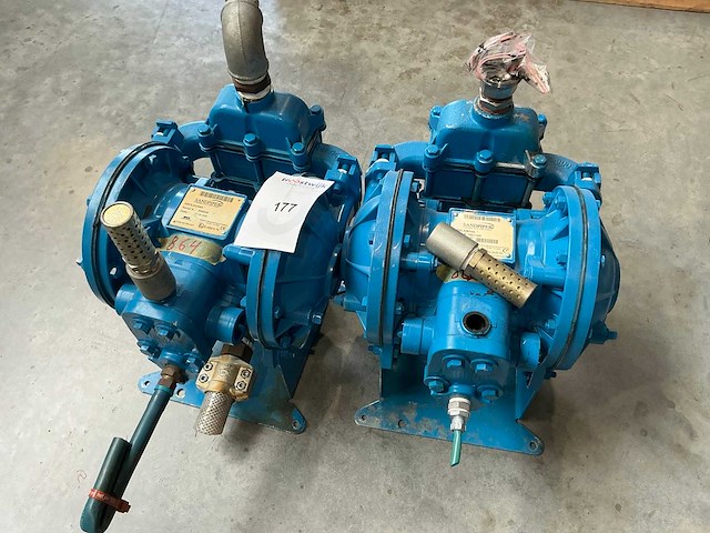 Sandpiper sb25 pneumatische membraanpomp - afbeelding 2 van  5
