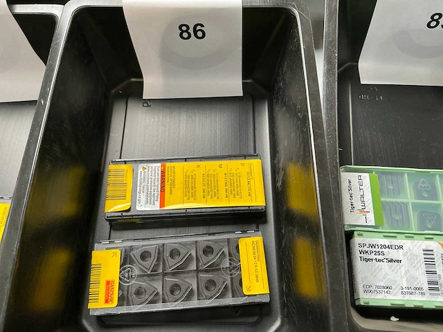 Sandvik wcmx0804 12 r-53 3040 snijplaat (20x) - afbeelding 1 van  3