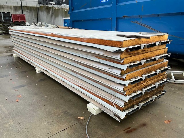 Sandwichpanelen (21x) - afbeelding 1 van  4