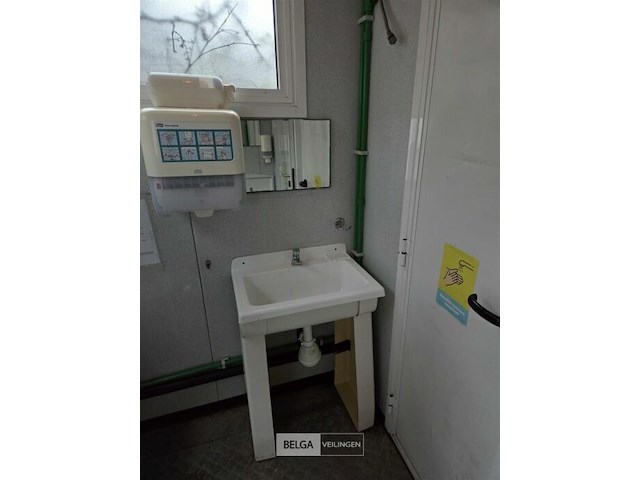 Sanitair container - afbeelding 11 van  17