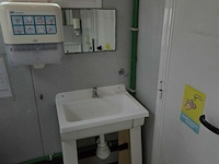 Sanitair container - afbeelding 11 van  17