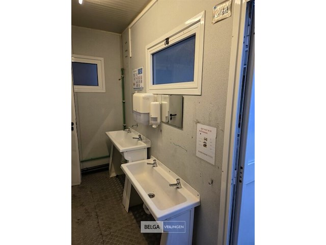 Sanitair container - afbeelding 14 van  17