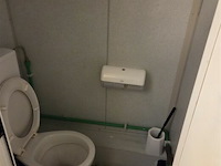 Sanitair container - afbeelding 16 van  17