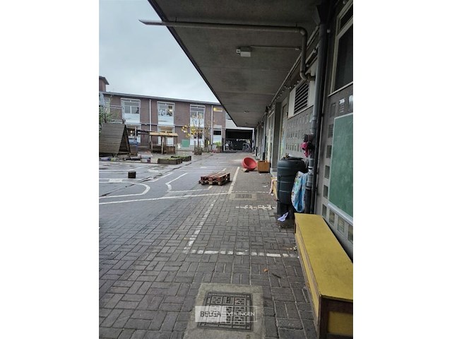 Sanitair container - afbeelding 17 van  17