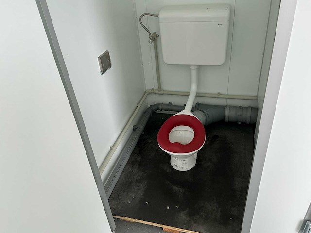 Sanitair container - afbeelding 9 van  20