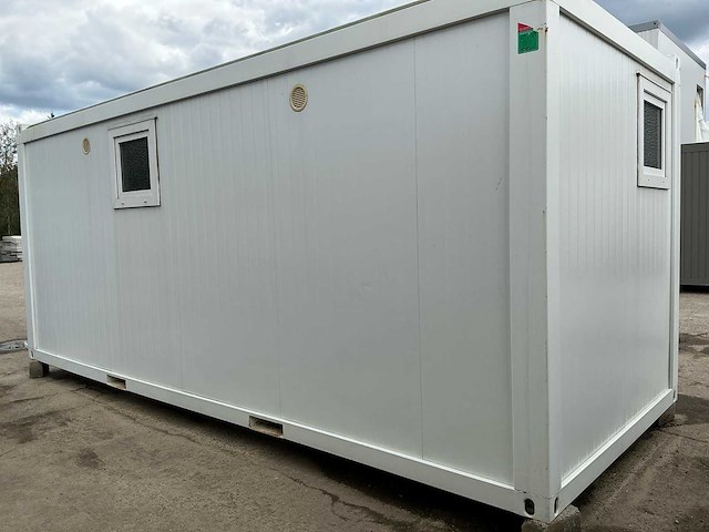 Sanitair container - afbeelding 15 van  20