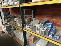 Sanitair installatiemateriaal - afbeelding 1 van  12