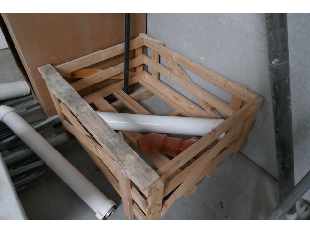 Sanitair materiaal - afbeelding 4 van  5