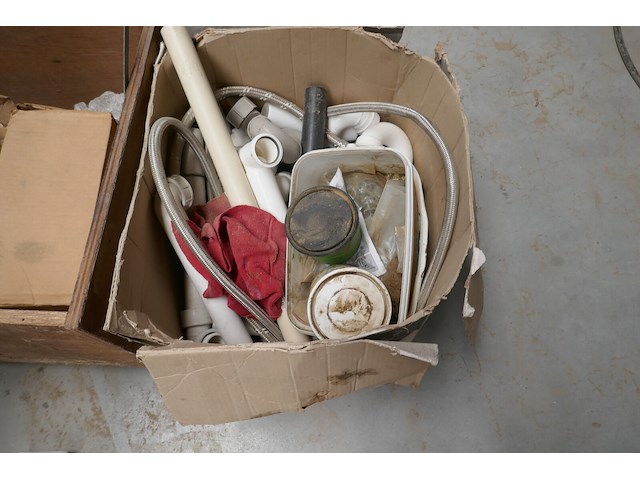 Sanitair materiaal - afbeelding 2 van  4