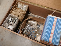 Sanitair materiaal - afbeelding 3 van  4