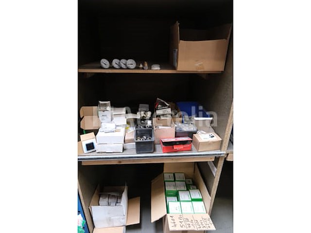 Sanitaire apparatuur - afbeelding 1 van  12