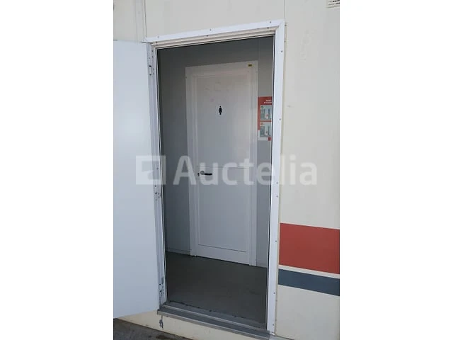 Sanitaire container + douche real - afbeelding 21 van  49