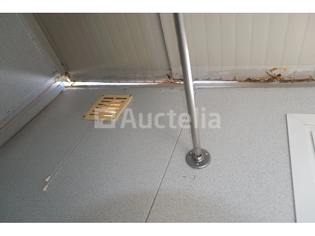 Sanitaire container + douche real - afbeelding 29 van  49
