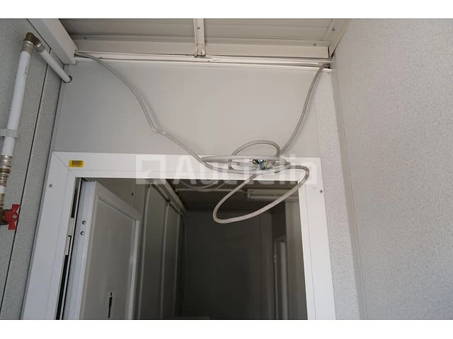 Sanitaire container + douche real - afbeelding 31 van  49