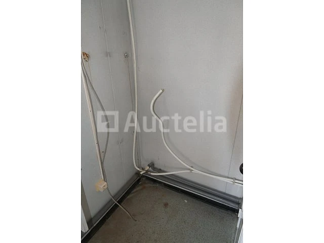 Sanitaire container + douche real - afbeelding 32 van  49